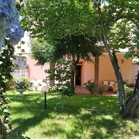 Semesterbostad Portico Montiferru
